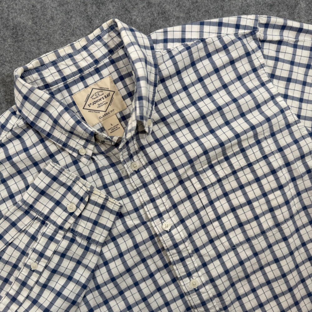 St Johns Bay Mens Large Blue White Checkered Button Down Shirt Classic Fit